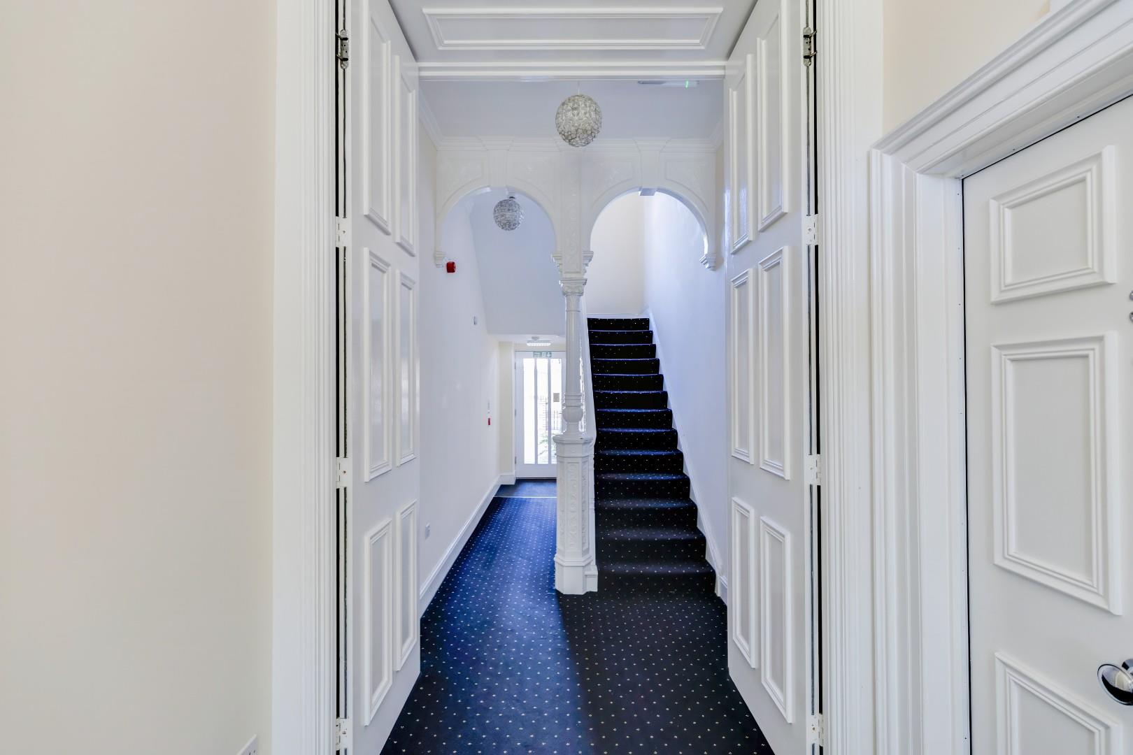 Apt. 1 Alexandra House, Beach Road, Penarth, CF64 1FN